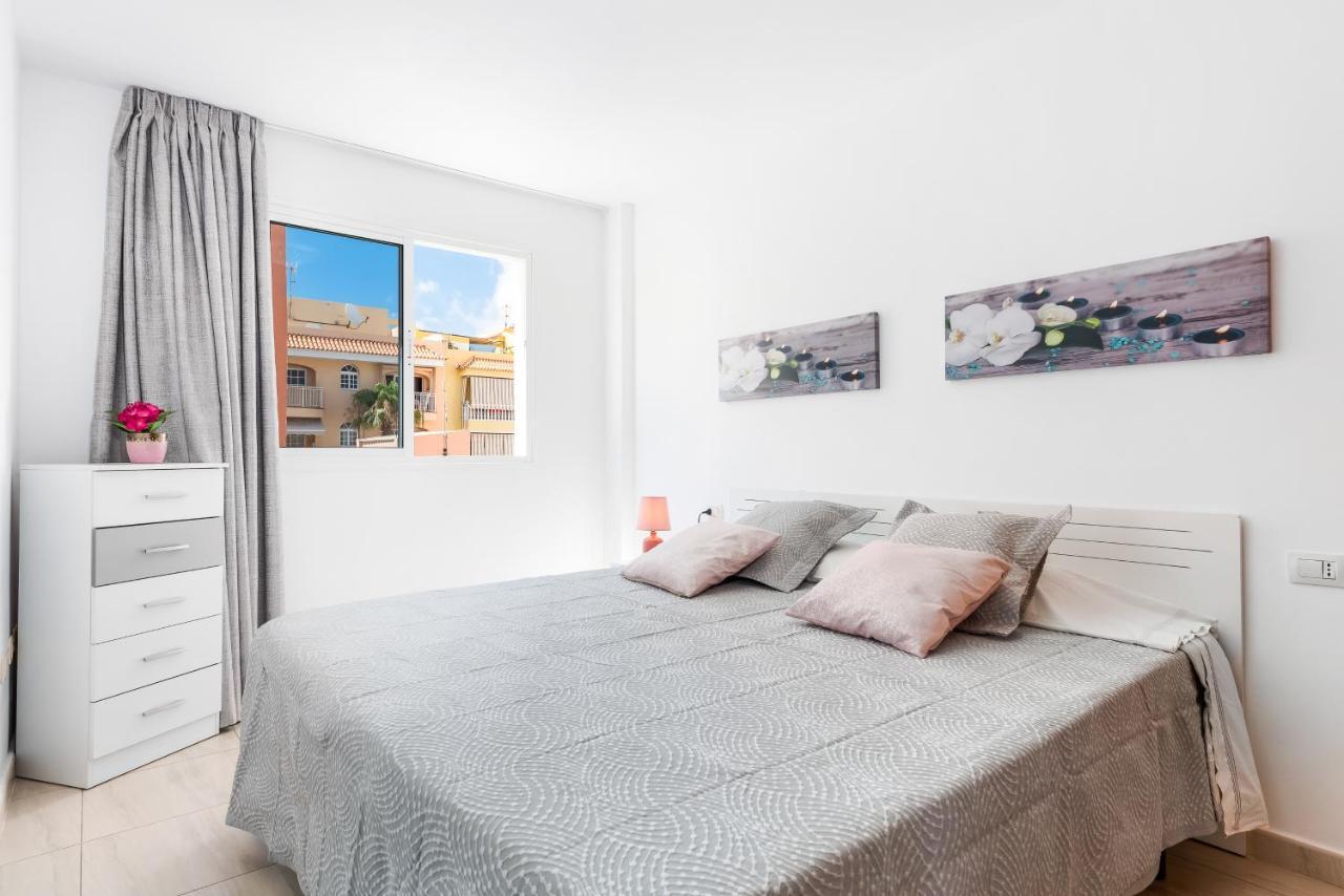 Playa San Juan Appartement *